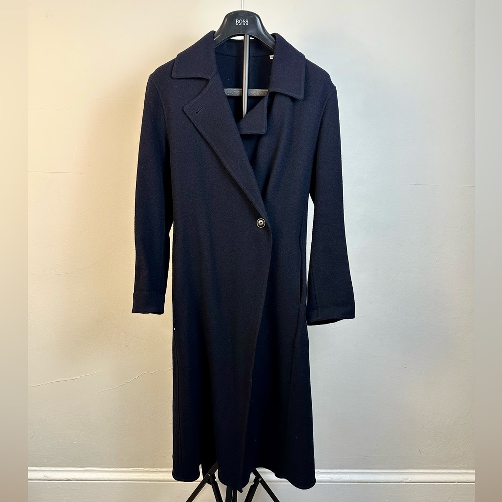 Uniqlo women’s Navy Wool (58%) belted long Coat